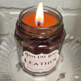 Leather Scented Jar Candle: 6.5 oz.