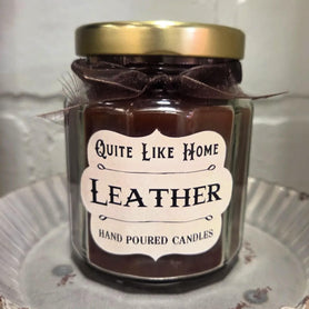 Leather Scented Jar Candle: 6.5 oz.