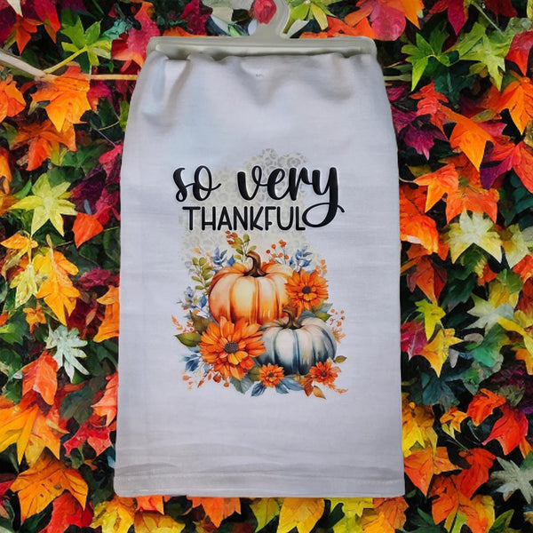 So Very Thankful Tea Towel, Watercolor Pumpkin Flour Sack Kitchen Towel, Thanksgiving Dish Towel, Fall Hostess Gift